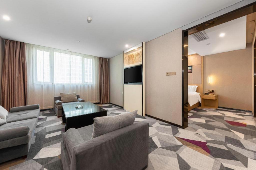 Lavande Hotel Nanchang Ai XI Hu Subway East Station Branch Buitenkant foto