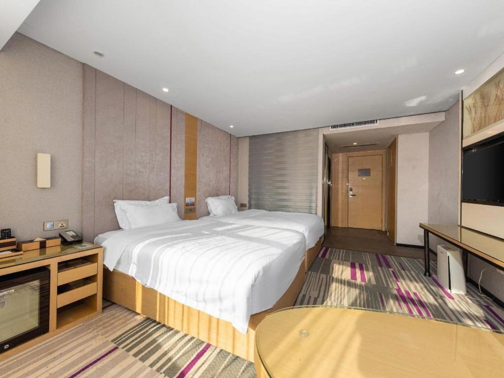 Lavande Hotel Nanchang Ai XI Hu Subway East Station Branch Buitenkant foto