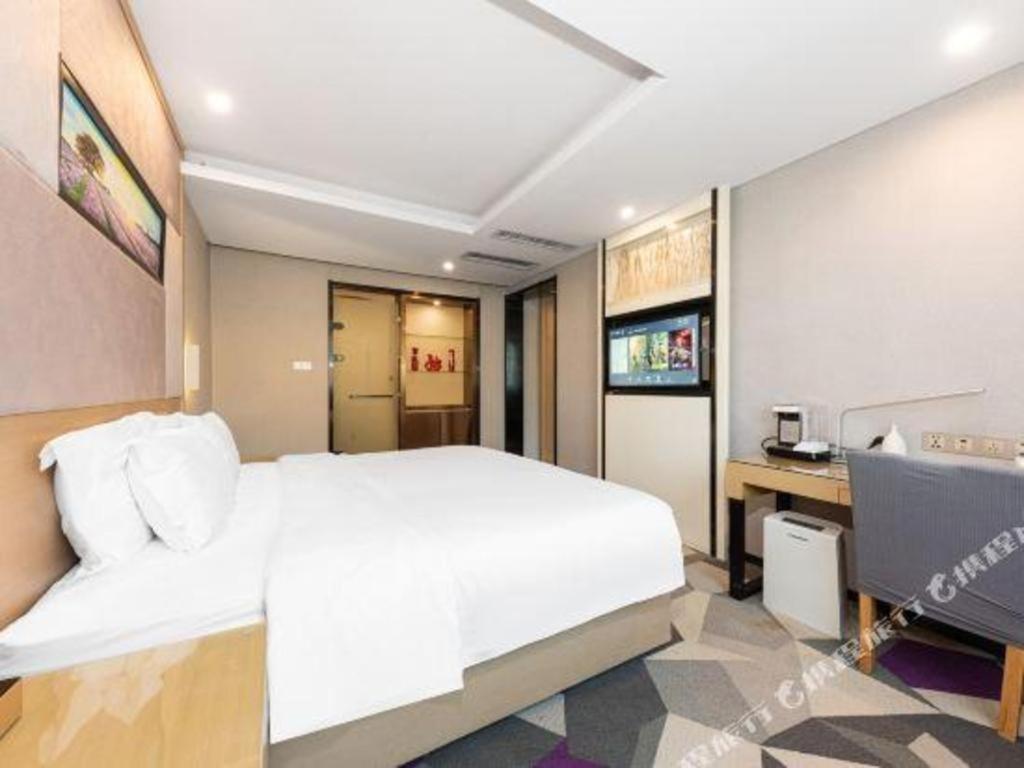 Lavande Hotel Nanchang Ai XI Hu Subway East Station Branch Buitenkant foto