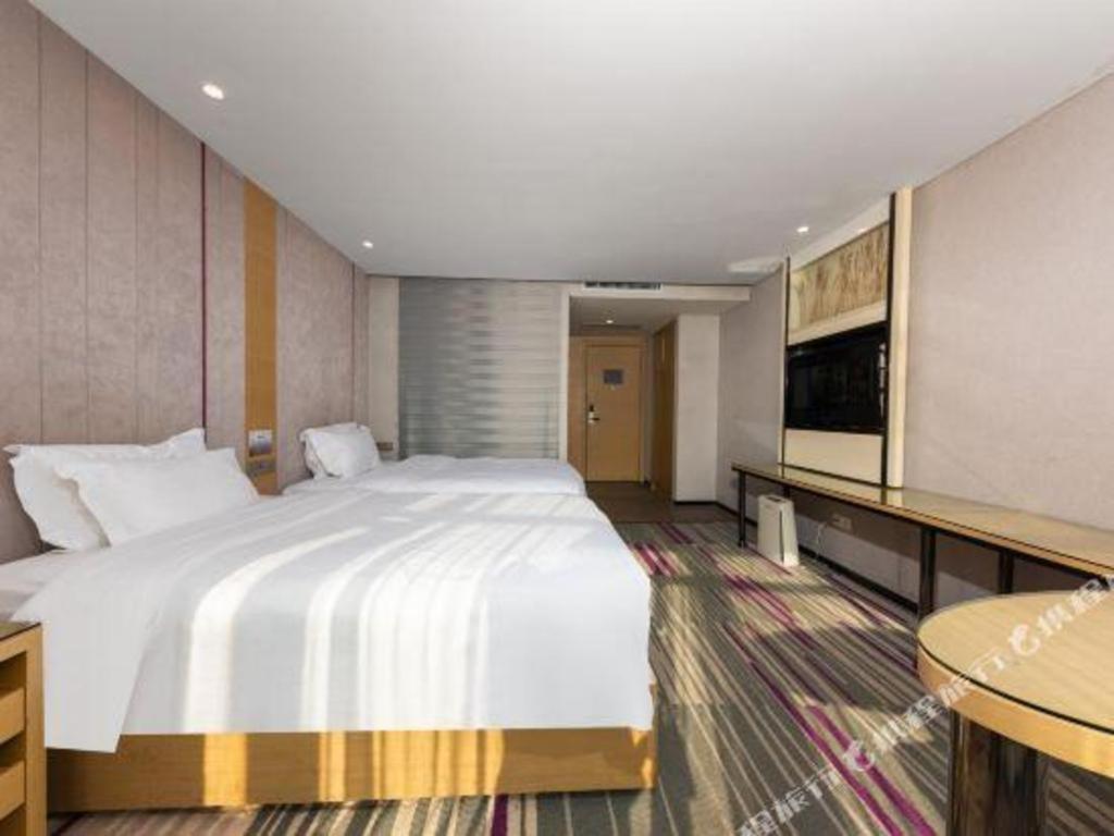 Lavande Hotel Nanchang Ai XI Hu Subway East Station Branch Buitenkant foto