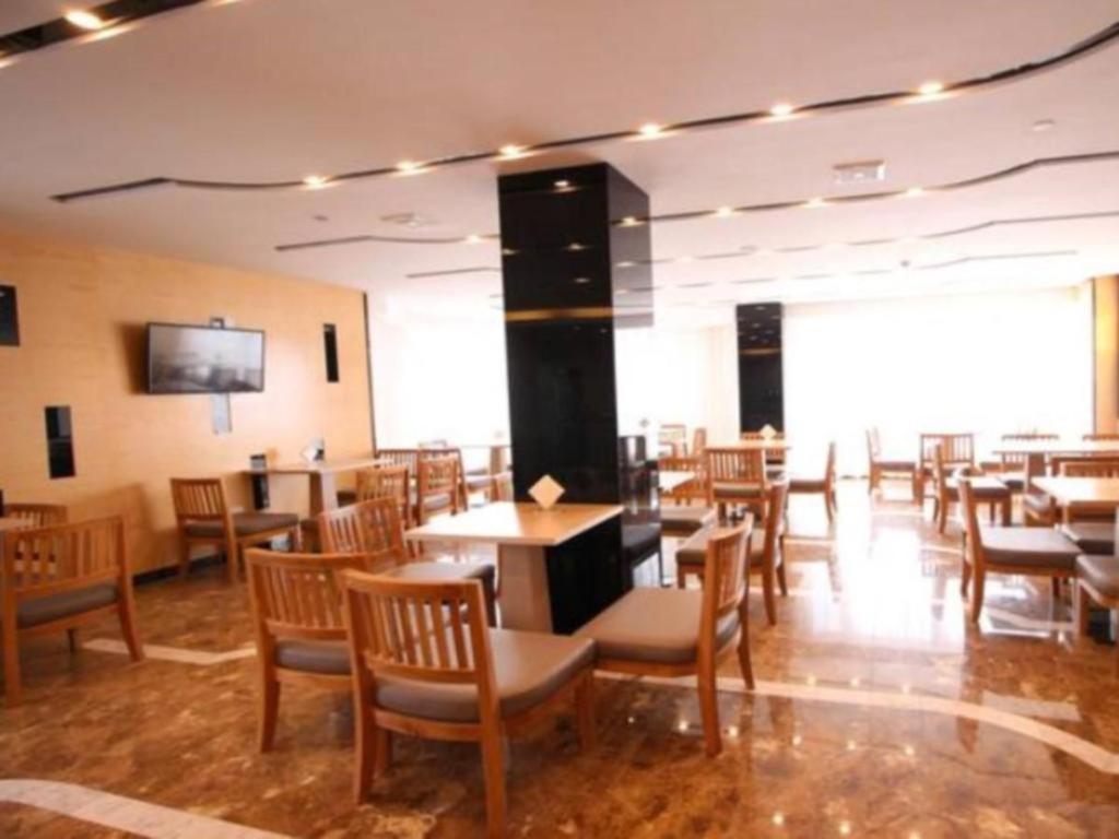 Lavande Hotel Nanchang Ai XI Hu Subway East Station Branch Buitenkant foto